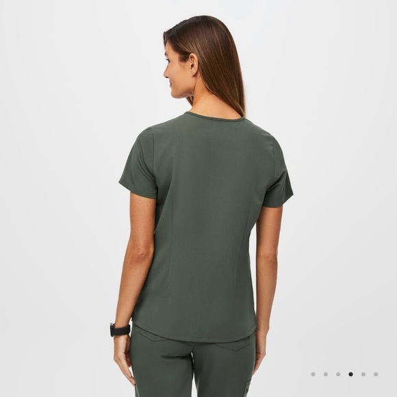 Figs Catarina™ One-Pocket Scrub Top, Martini- Size S - Picture 8 of 9